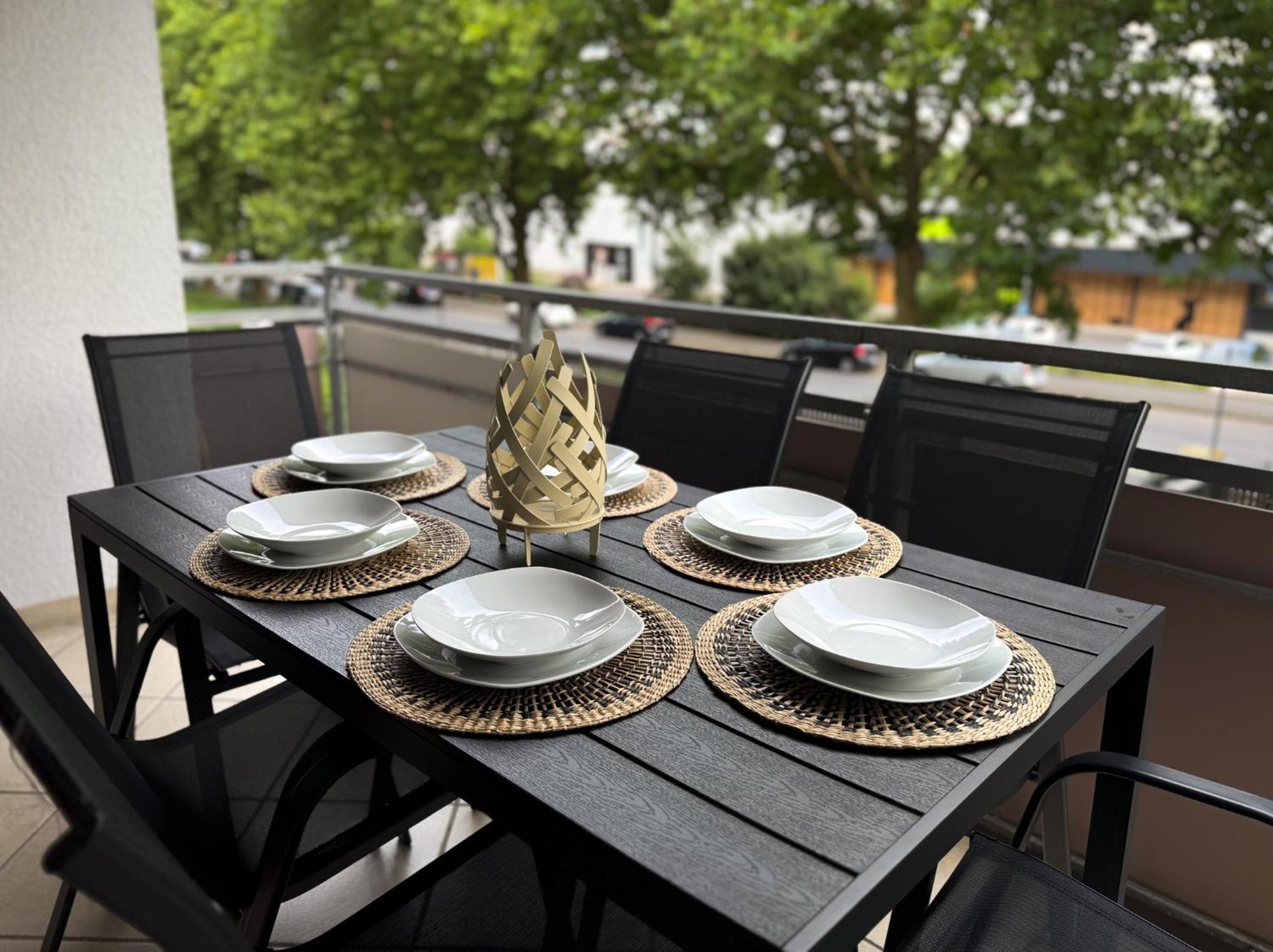110Qm - 4 Zimmer - Privat Parkplatz - Zentral - Balkon - Mallibase Apartments Кассель Екстер'єр фото